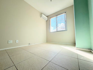 Apartamento para venda no bairro Teresópolis em Porto Alegre