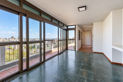 Cobertura Duplex para venda no bairro Mont Serrat em Porto Alegre