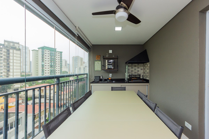 Apartamento em Bosque da Saúde