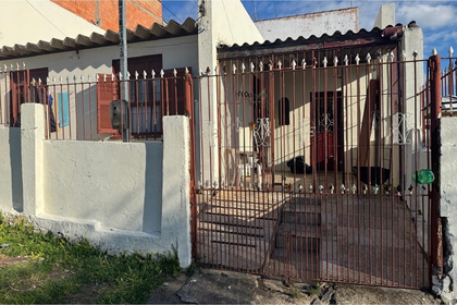 Casa para venda no bairro Aparecida em Alvorada