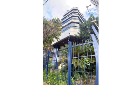 Cobertura Duplex para venda no bairro Jardim Lindóia em Porto Alegre