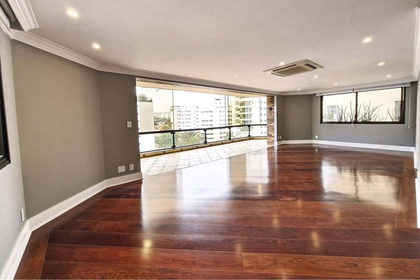 Apartamento em Brooklin Novo