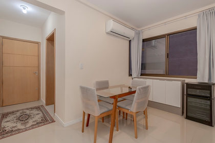 Apartamento para venda no bairro Chácara das Pedras em Porto Alegre