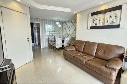 Apartamento em Vila Gumercindo