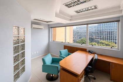 Sala para venda no bairro Centro em Canoas
