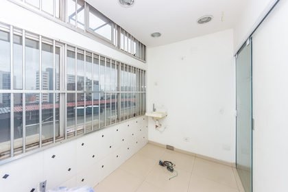 Sala em Liberdade