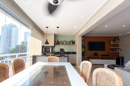 Apartamento em Vila Cordeiro
