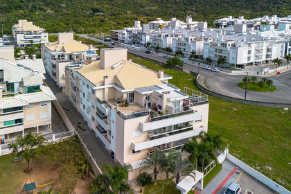 Apartamento em Ingleses do Rio Vermelho
