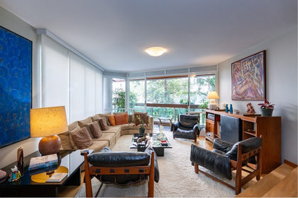 Apartamento em Real Parque