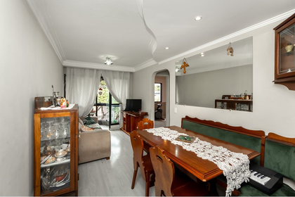 Apartamento em Jardim Oriental