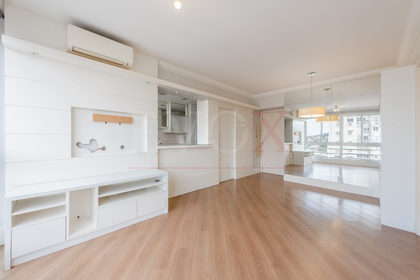 Apartamento para venda no bairro Jardim Botânico em Porto Alegre