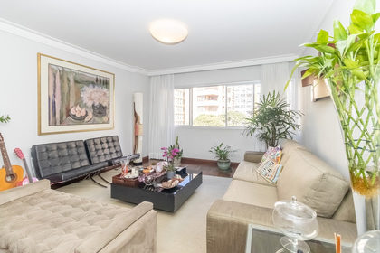 Apartamento em Cerqueira César