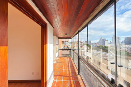 Apartamento em Menino Deus