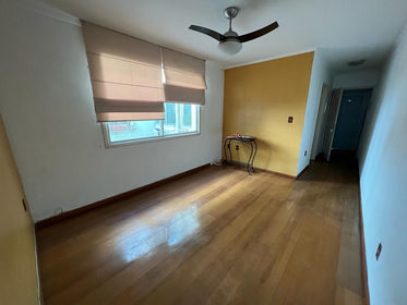 Apartamento para venda no bairro Azenha em Porto Alegre