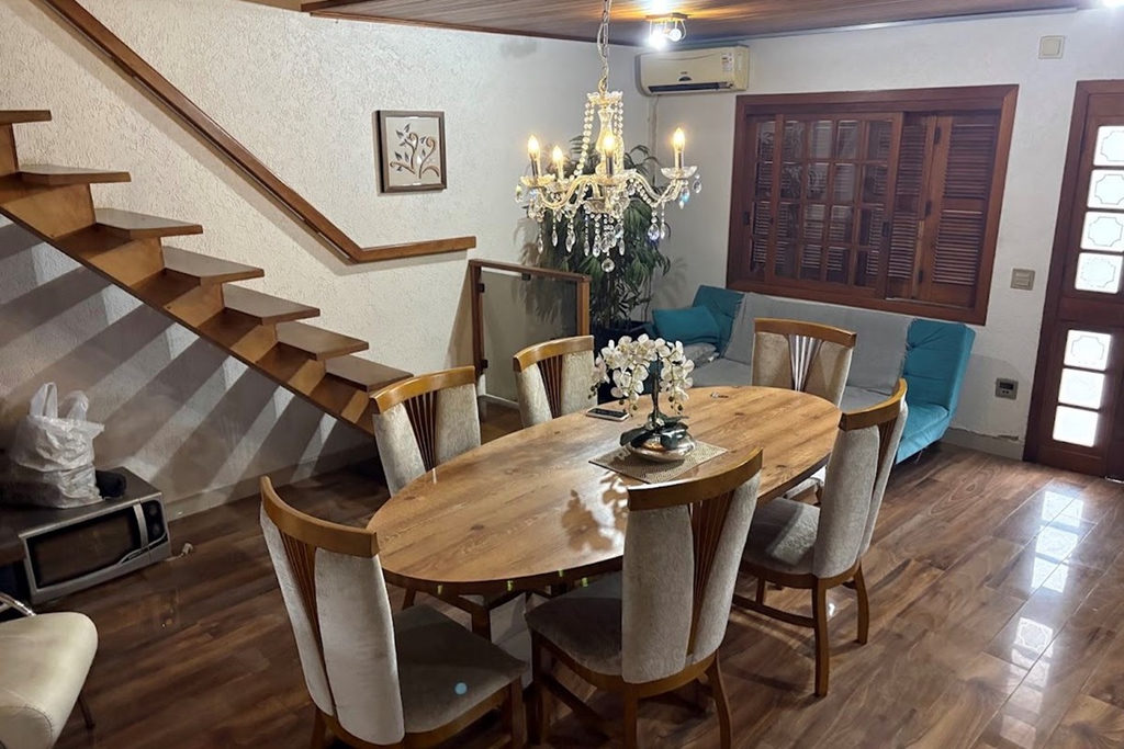 Casa para venda no bairro Santa Rosa de Lima em Porto Alegre
