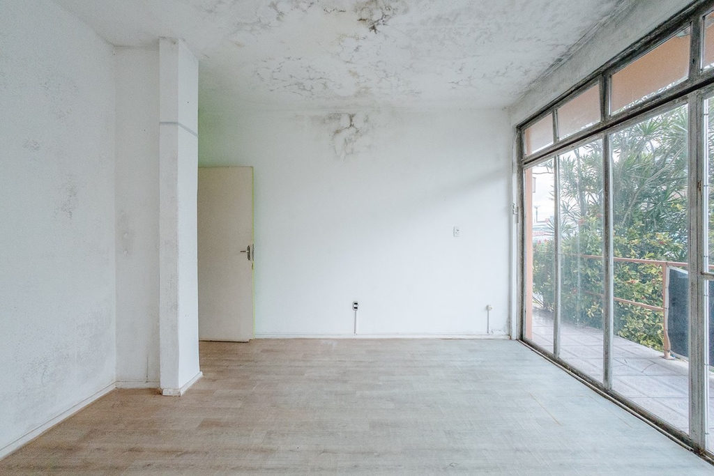 Casa para venda no bairro Centro em Canoas
