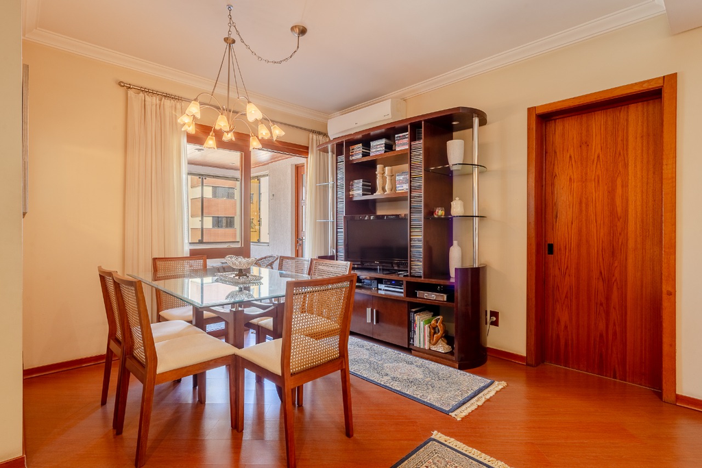 Apartamento para venda no bairro Petrópolis em Porto Alegre