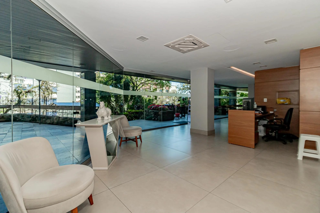 Apartamento para venda no bairro Rio Branco em Porto Alegre