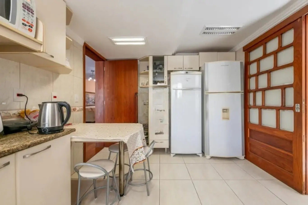 Casa para venda no bairro Jardim Itu em Porto Alegre