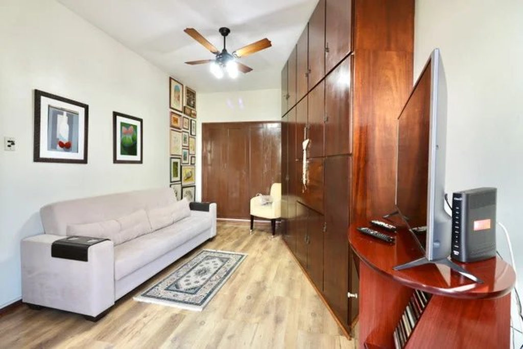 Apartamento para venda no bairro Rio Branco em Porto Alegre