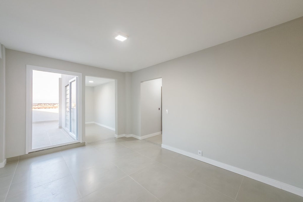 Cobertura Duplex para venda no bairro Marechal Rondon em Canoas