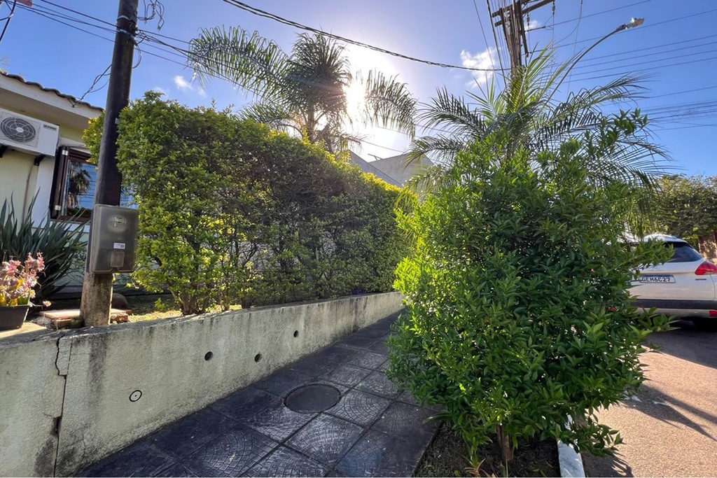 Casa em Condomínio para venda no bairro Lomba do Pinheiro em Porto Alegre