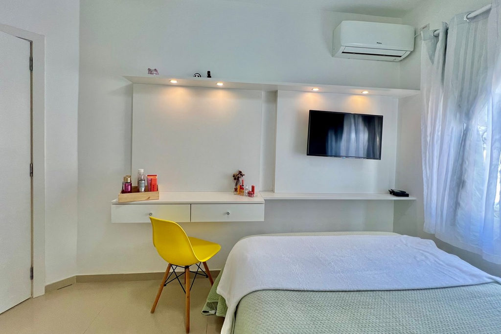 Casa para venda no bairro Igara em Canoas