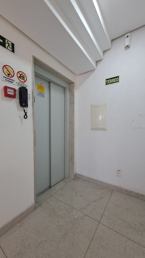 Apartamento para venda no bairro Jardim Botânico em Porto Alegre