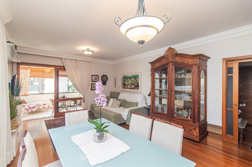 Apartamento para venda no bairro Petrópolis em Porto Alegre