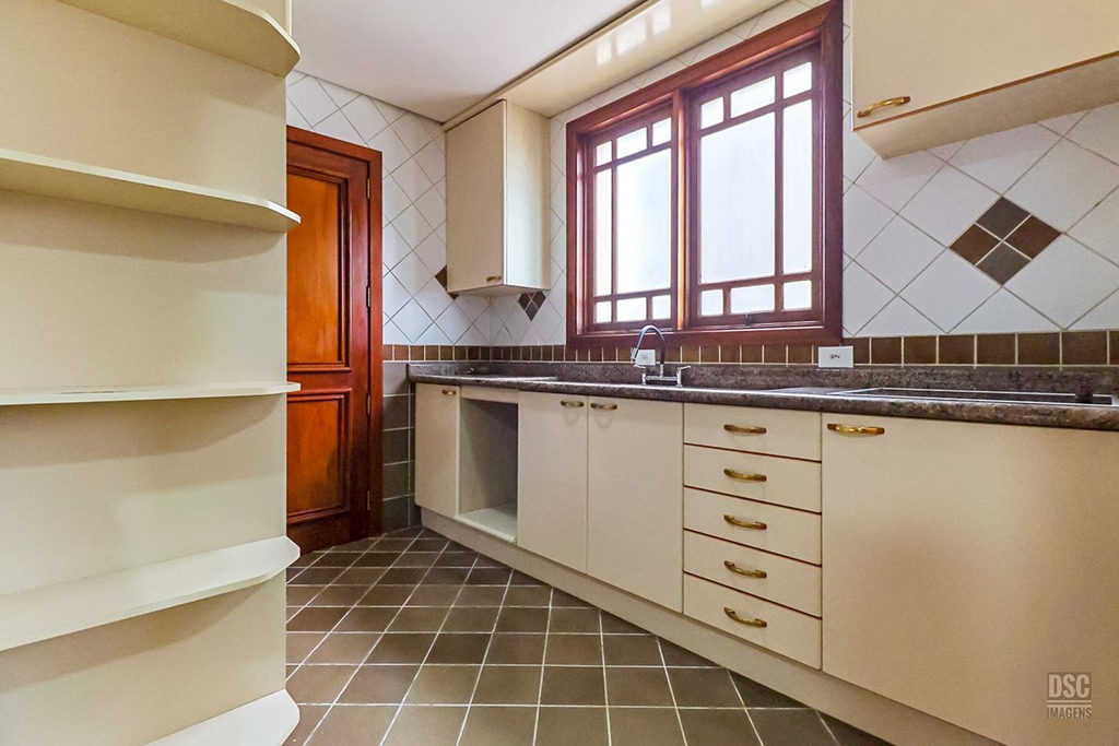 Cobertura Duplex para venda no bairro Jardim Lindóia em Porto Alegre