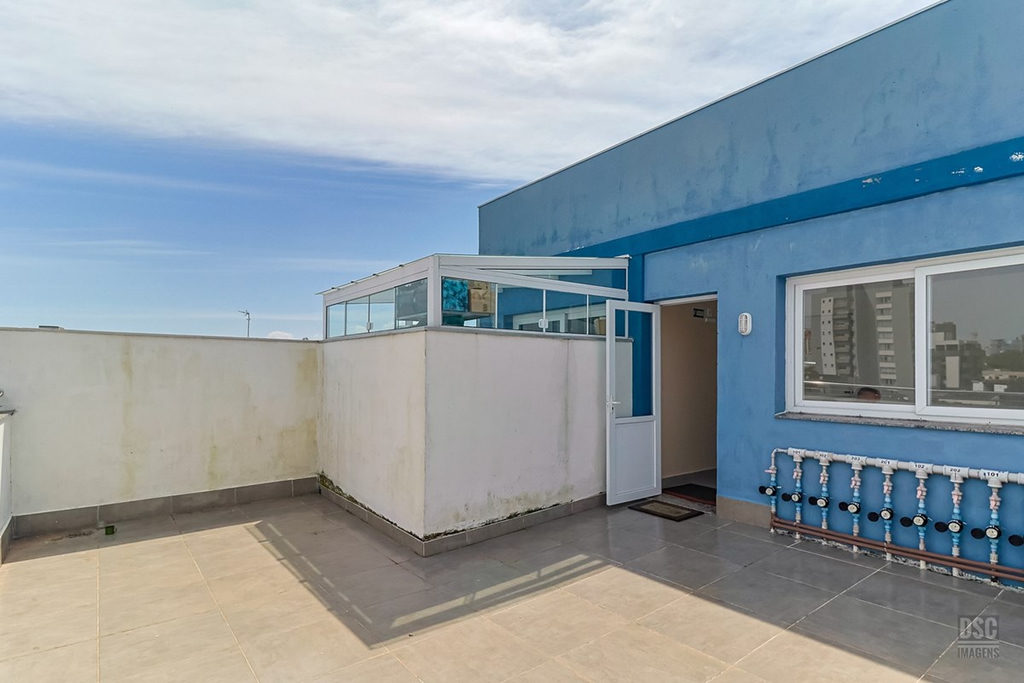 Apartamento para venda no bairro São João em Porto Alegre