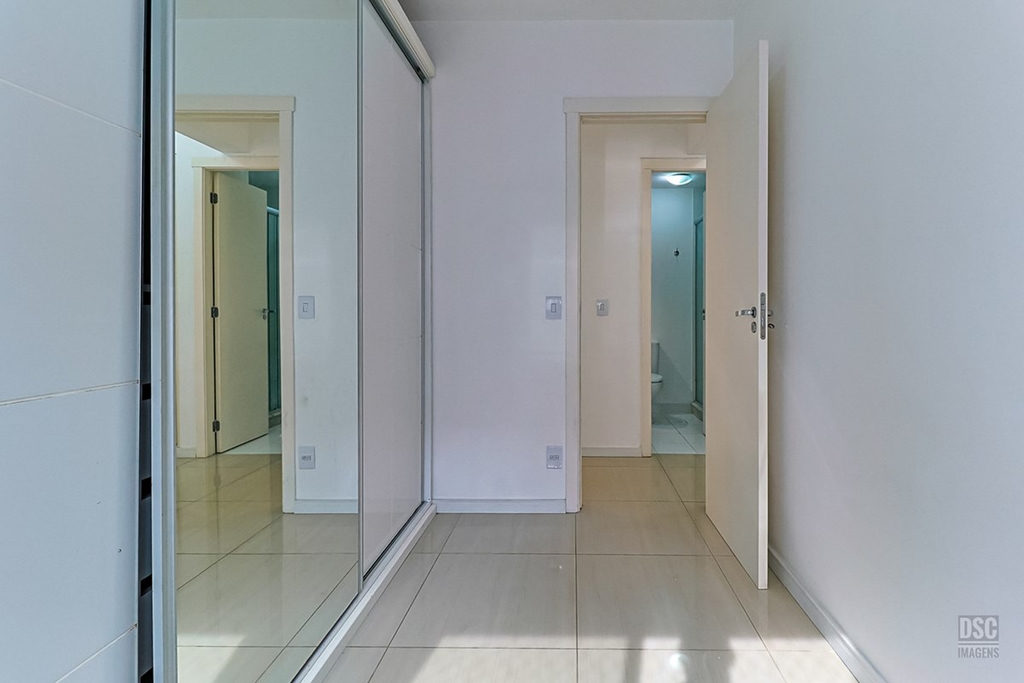 Apartamento para venda no bairro Vila Ipiranga em Porto Alegre