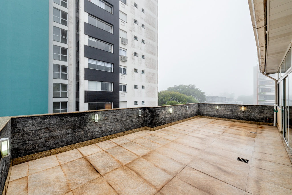 Apartamento para venda no bairro Passo da Areia em Porto Alegre