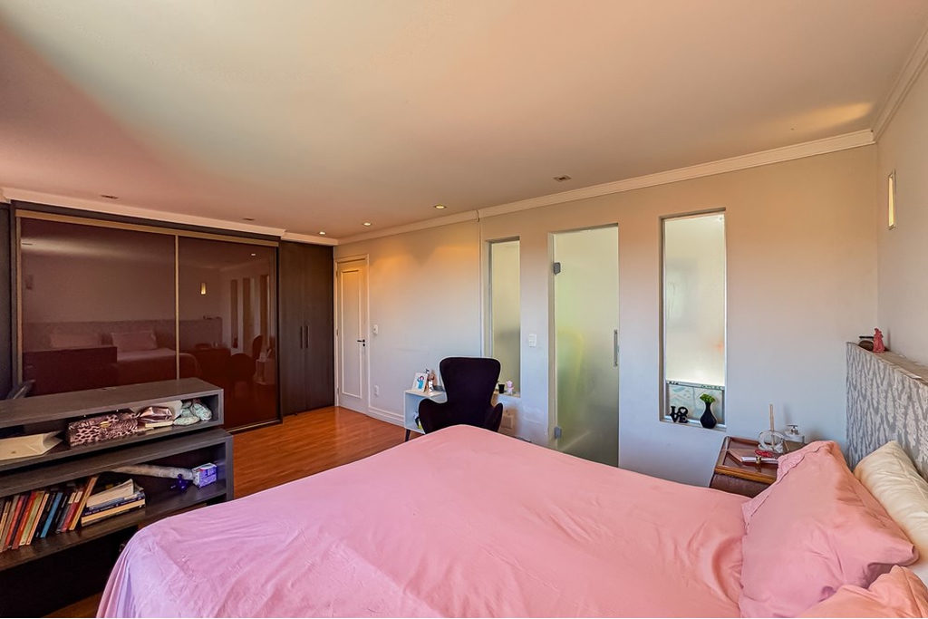 Apartamento para venda no bairro Jardim Itu Sabará em Porto Alegre