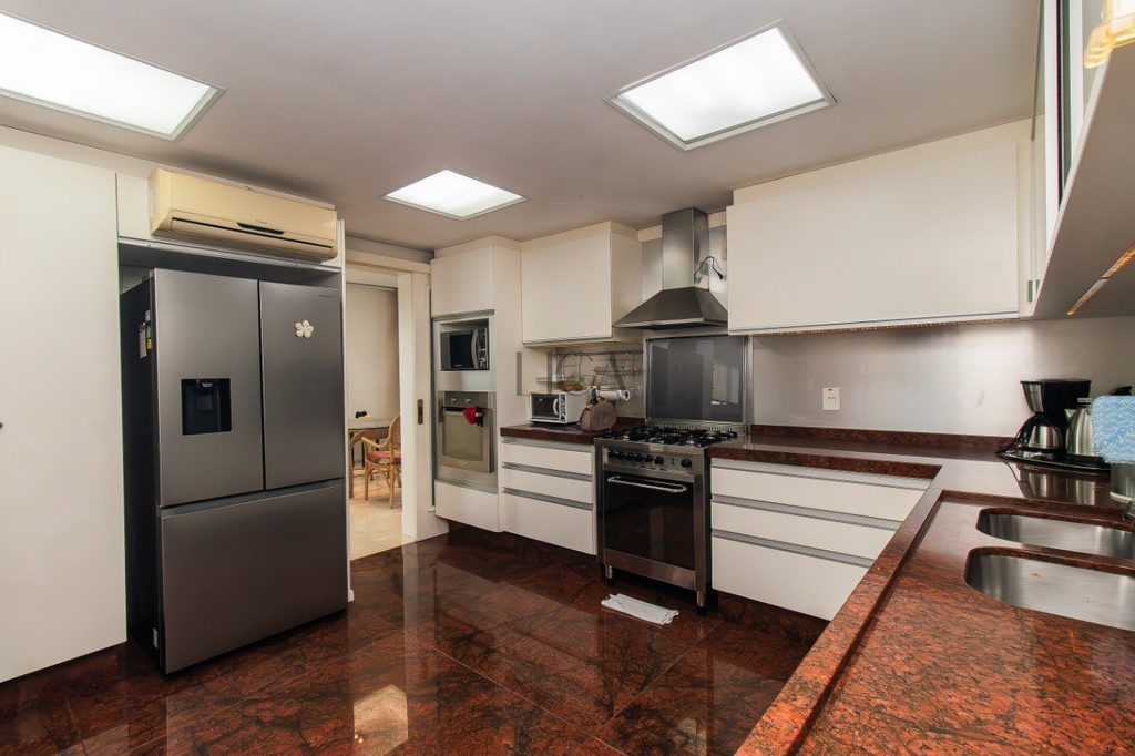 Apartamento para venda no bairro Bela Vista em Porto Alegre