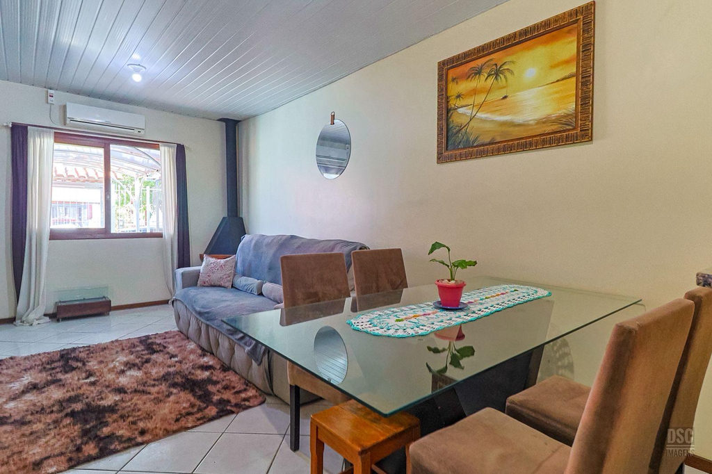 Casa para venda no bairro Hípica em Porto Alegre