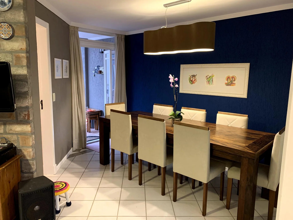 Casa para venda no bairro Jardim Itu em Porto Alegre