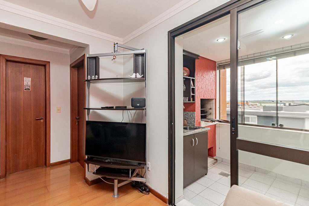 Apartamento para venda no bairro Jardim Lindóia em Porto Alegre