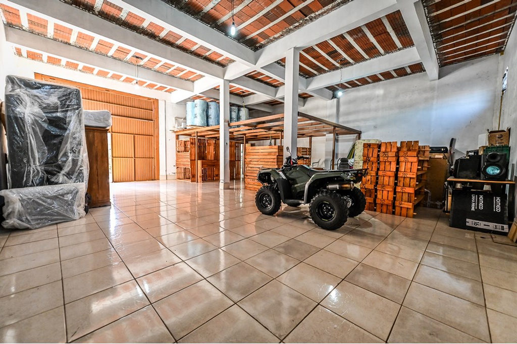 Casa para venda no bairro Agronomia em Porto Alegre