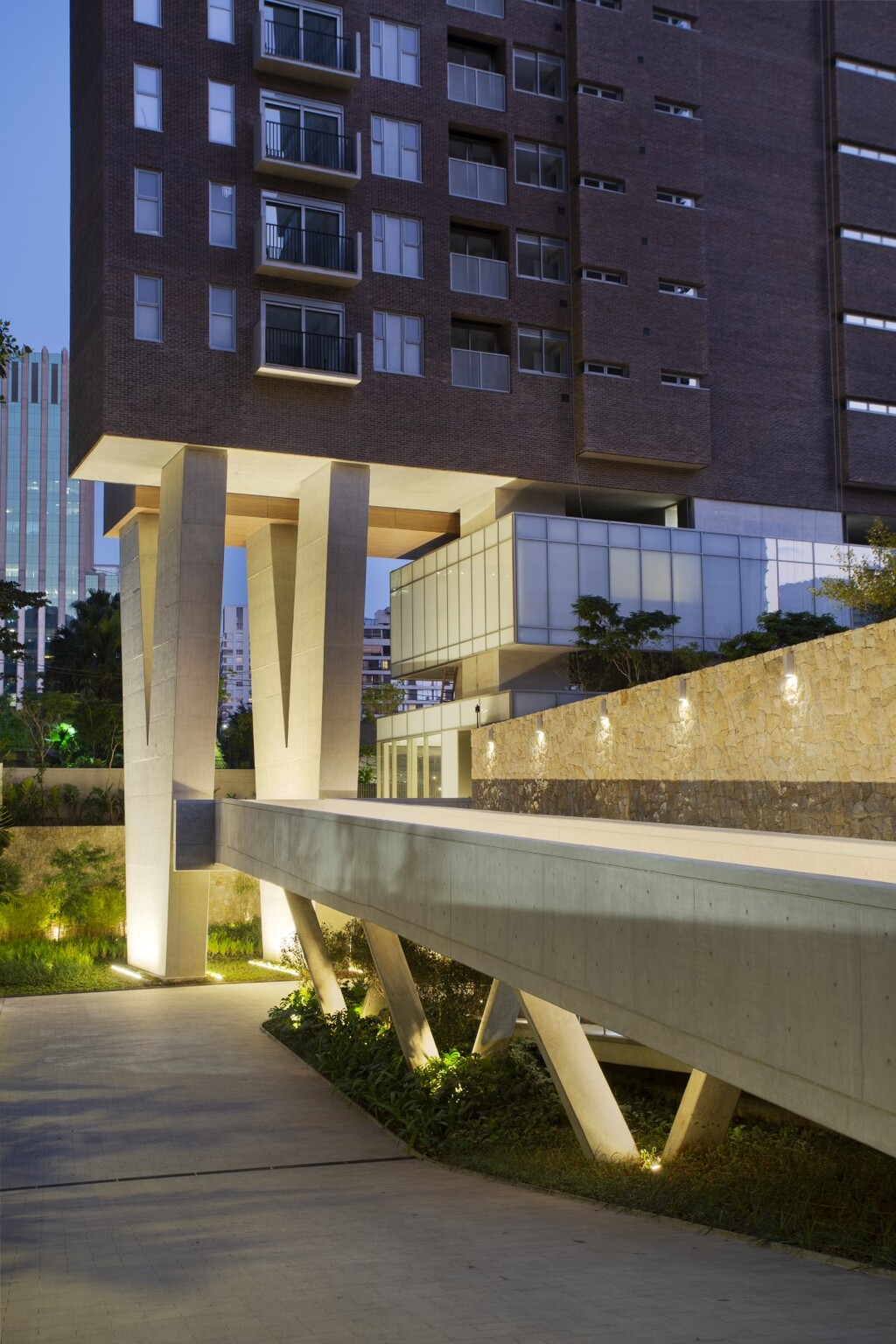 Apartamento Garden à venda em São Paulo, Itaim Bibi, com 3 quartos, 244m² - Renaldo Moura