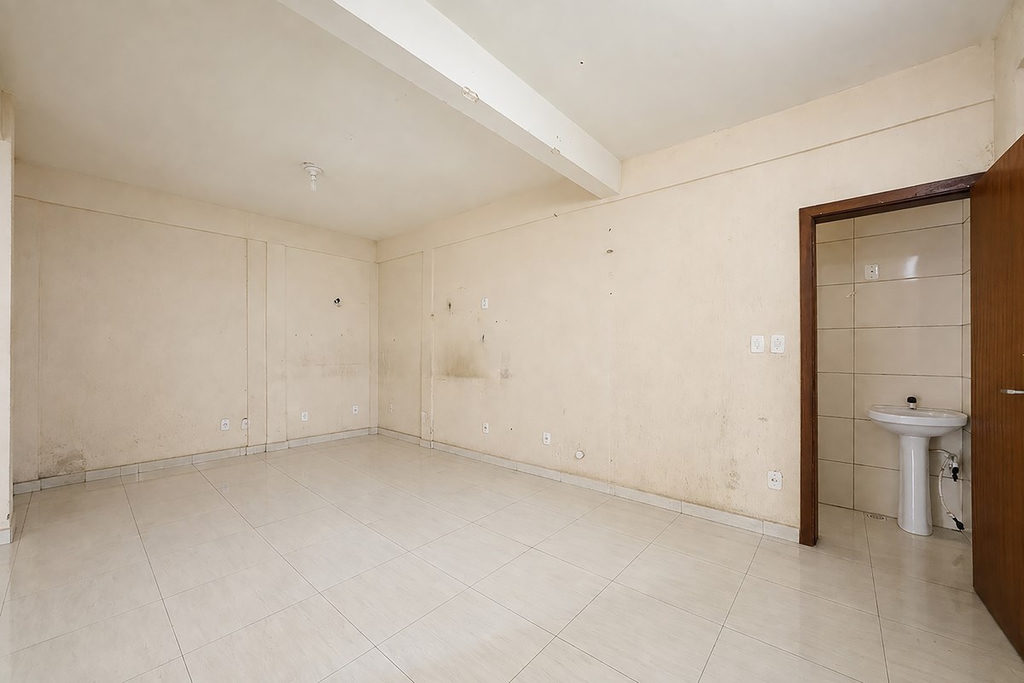 Casa para venda no bairro Centro em Canoas