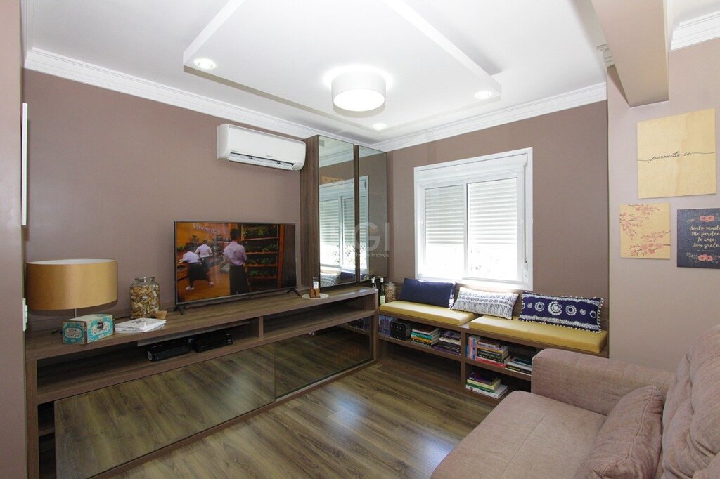 Apartamento à venda com 2 quartos, 79m² - Foto 1