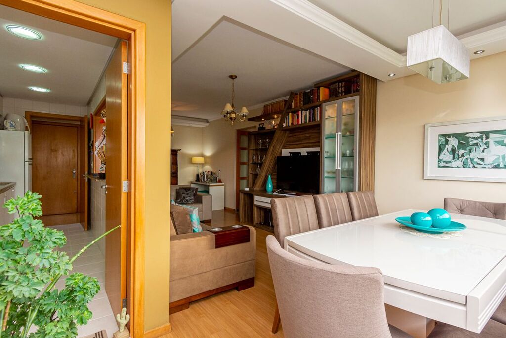 Apartamento à venda com 3 quartos, 94m² - Foto 3