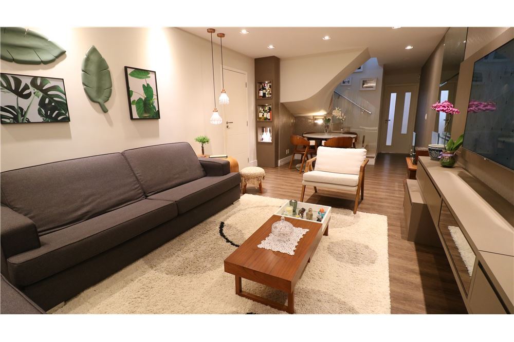 CSACOM 903 601241003-12 - LUXURY REAL ESTATE DISCOVERY