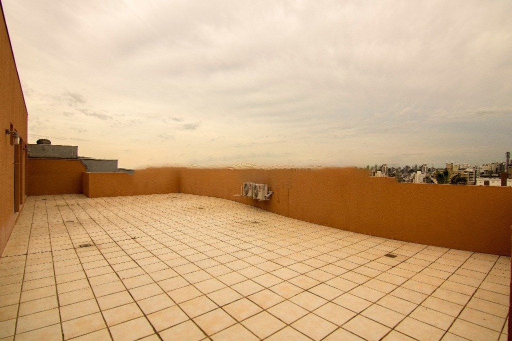 Sala para venda no bairro Petrópolis em Porto Alegre
