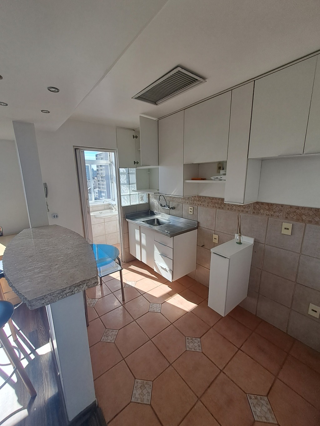 Apartamento à venda em Porto Alegre, Floresta, com 1 quarto, 43,2m² - ORA EMPREENDIMENTOS IMOBILIÁRIOS