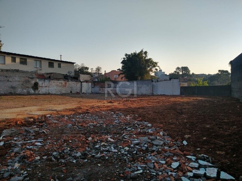 Terreno à venda em Porto Alegre, Vila Jardim, 1248m² - ORA EMPREENDIMENTOS IMOBILIÁRIOS