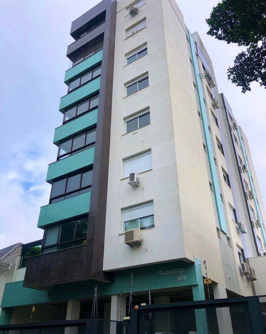 Apartamento à venda em Porto Alegre, Petrópolis, com 2 quartos, 90,64m² - Geniale Imóveis