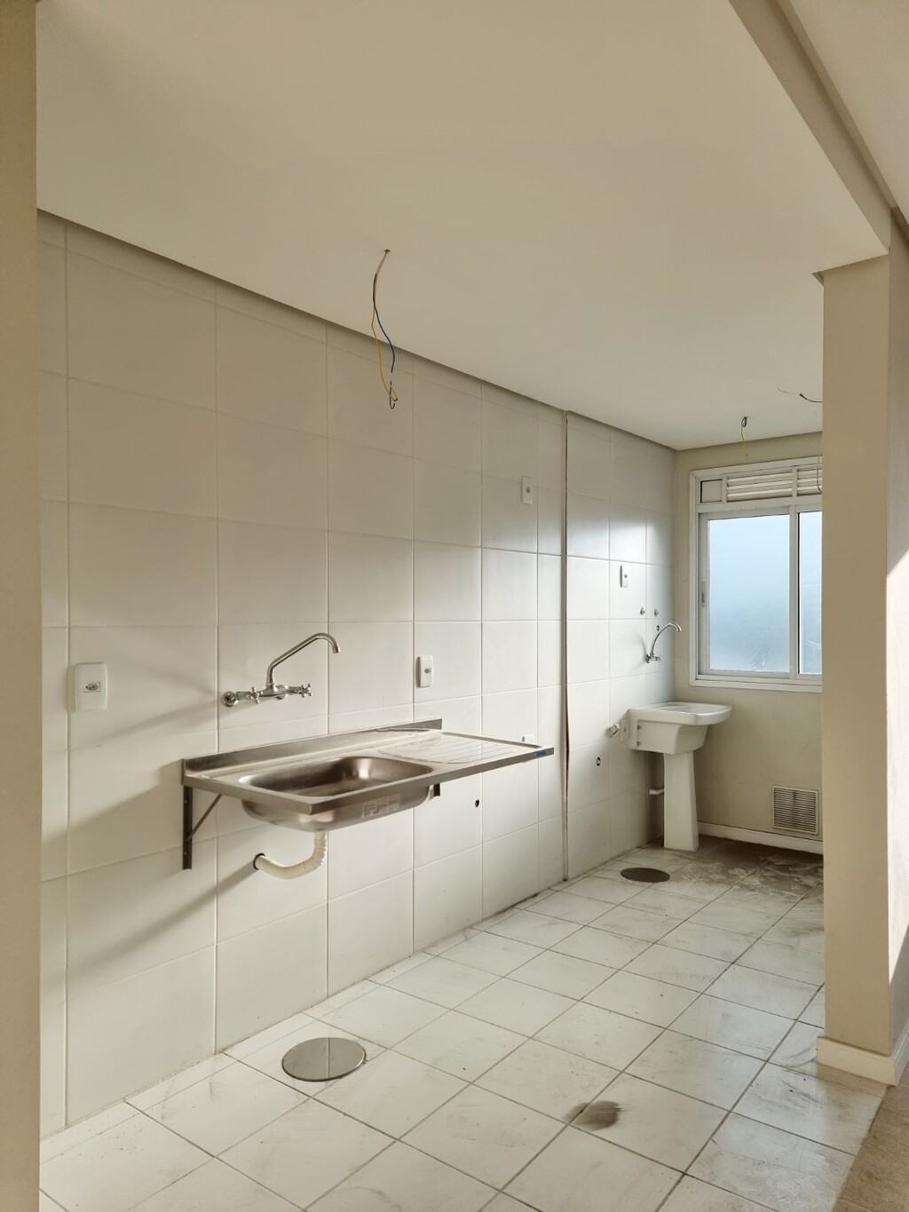 Apartamento à venda em Porto Alegre, Agronomia, com 3 quartos, 71,22m² - Geniale Imóveis