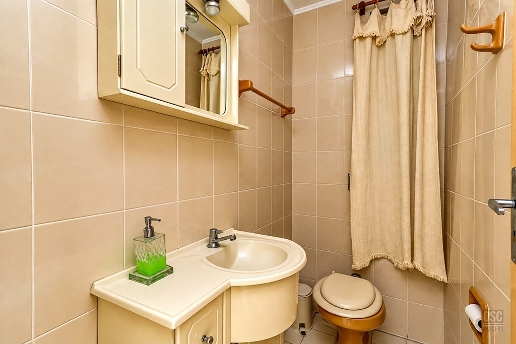 Apartamento para venda no bairro Passo da Areia em Porto Alegre